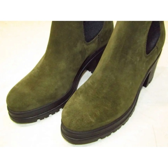 NWT La Canadienne Paxton Suede Leather Lug sole block heel Chelsea Booties boot